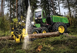 John Deere 1470G harvesters